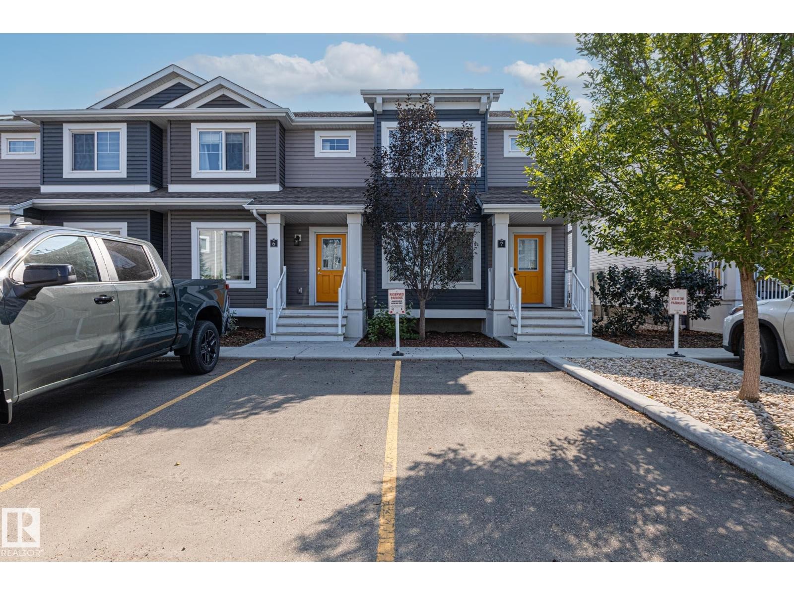 












#6 330 BULYEA RD NW

,
Edmonton,




Alberta
T6R0W8

