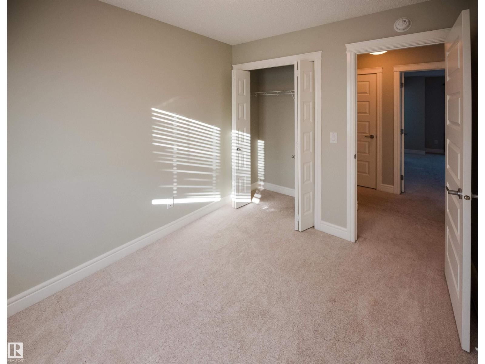 












#6 330 BULYEA RD NW

,
Edmonton,




Alberta
T6R0W8

