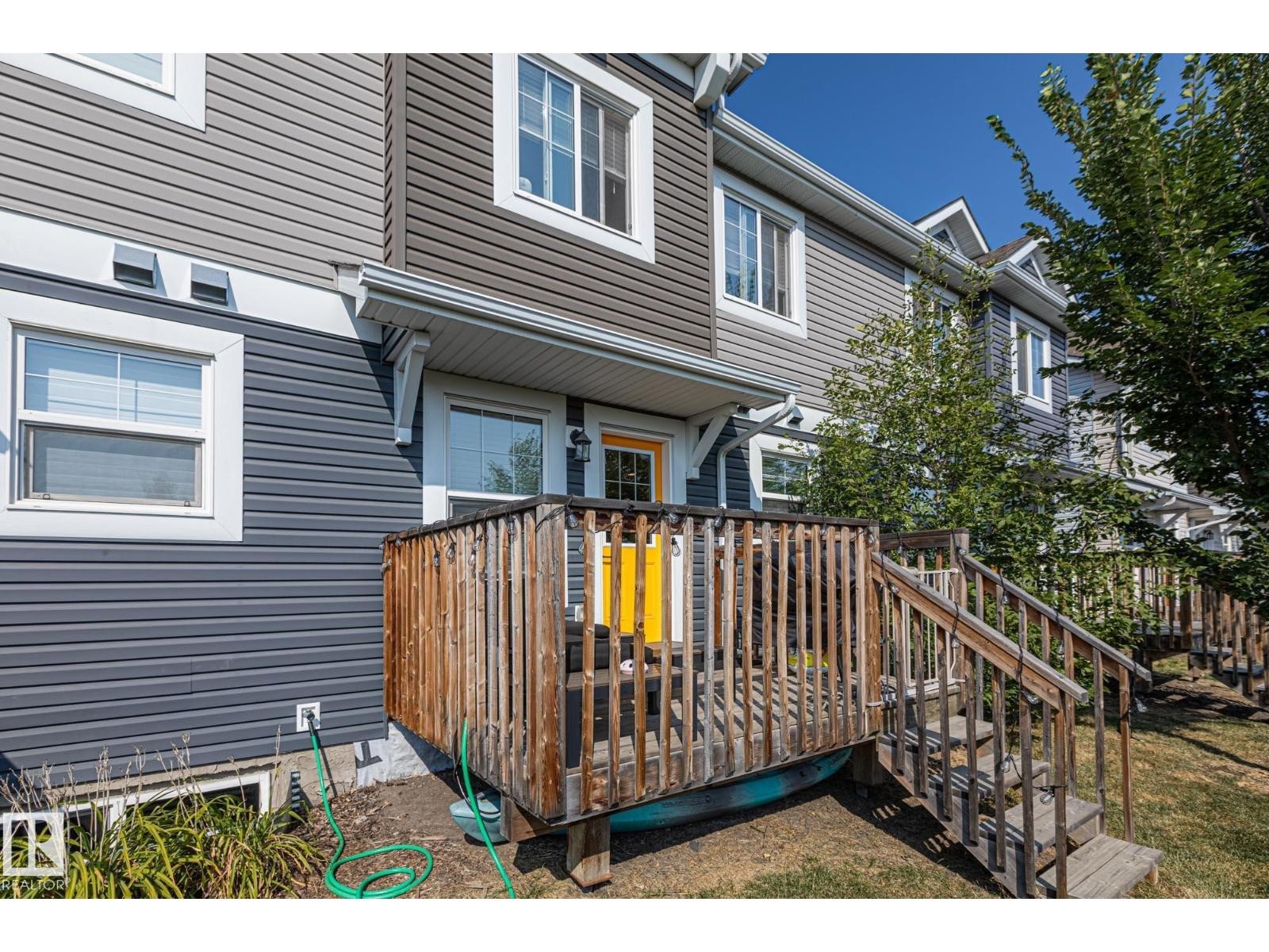 












#6 330 BULYEA RD NW

,
Edmonton,




Alberta
T6R0W8

