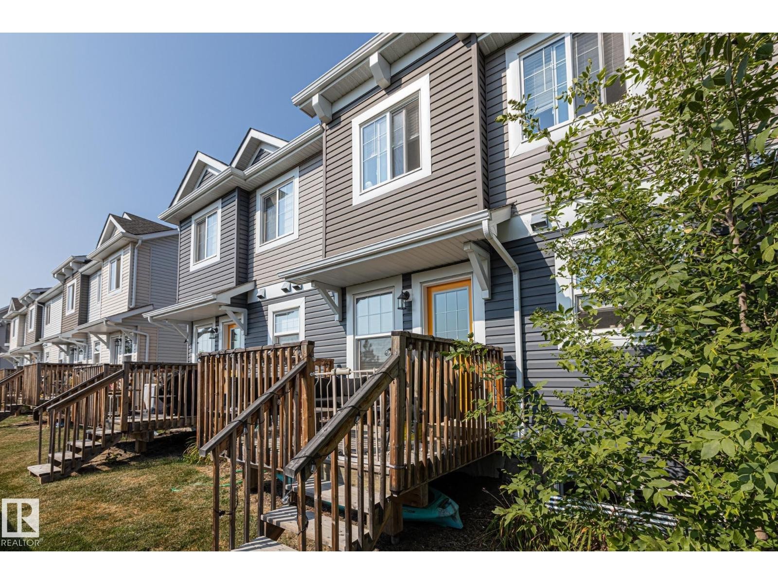 












#6 330 BULYEA RD NW

,
Edmonton,




Alberta
T6R0W8

