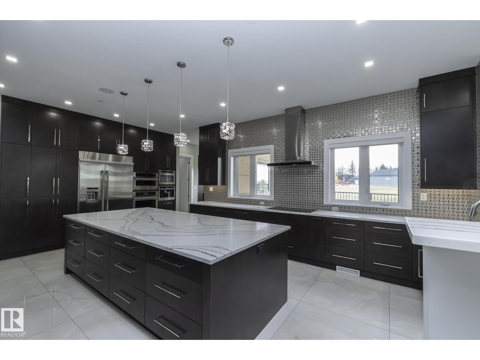 












#14 3466 KESWICK BV SW

,
Edmonton,




Alberta
T6W3S4

