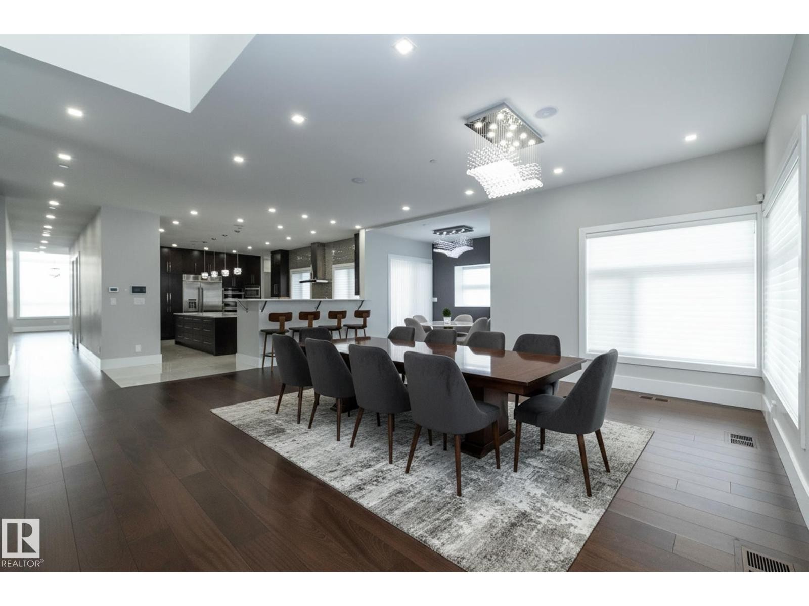 












#14 3466 KESWICK BV SW

,
Edmonton,




Alberta
T6W3S4

