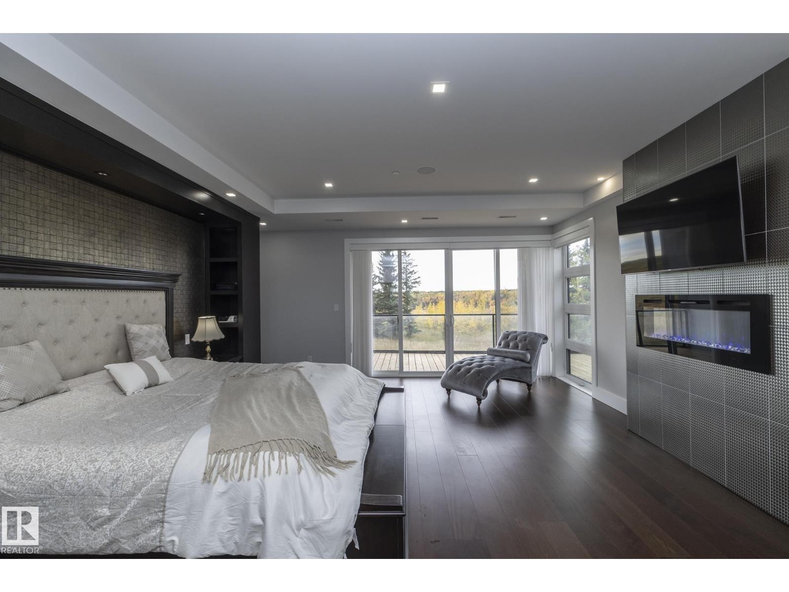 












#14 3466 KESWICK BV SW

,
Edmonton,




Alberta
T6W3S4

