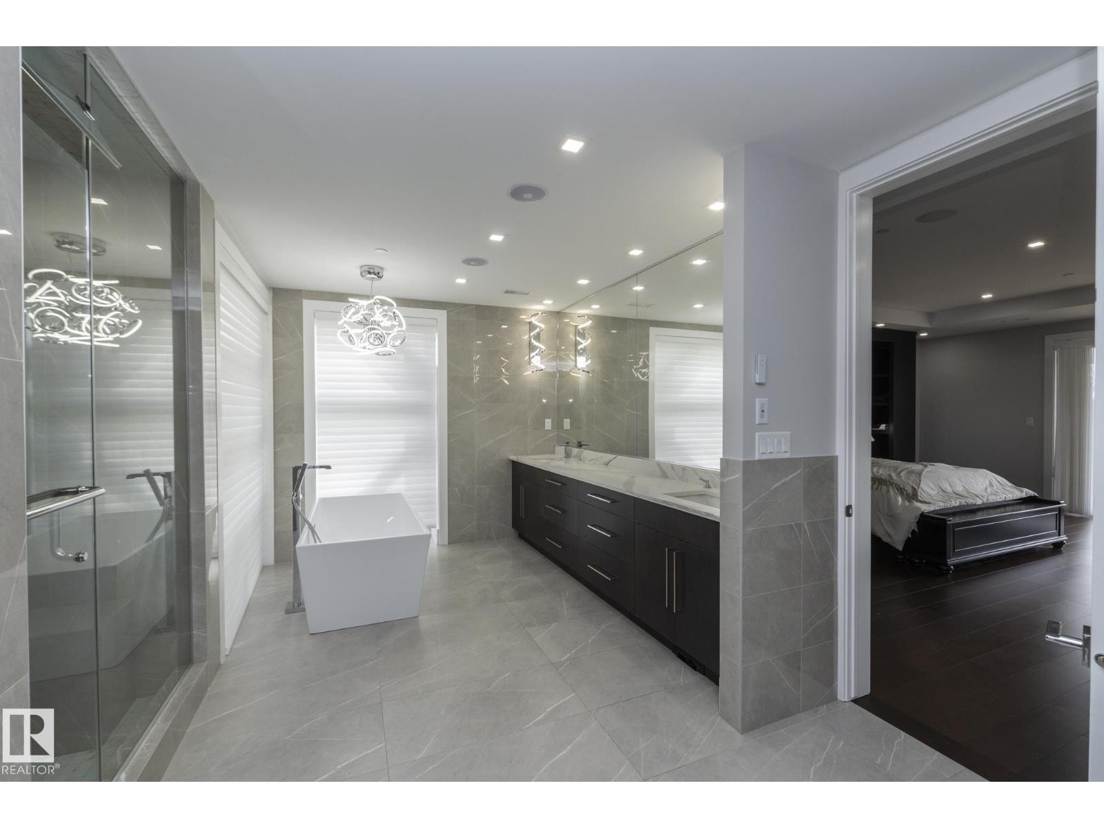 












#14 3466 KESWICK BV SW

,
Edmonton,




Alberta
T6W3S4

