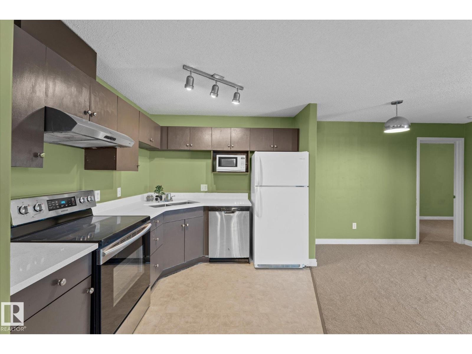 












#531 11325 83 ST NW

,
Edmonton,




Alberta
T5B4W5

