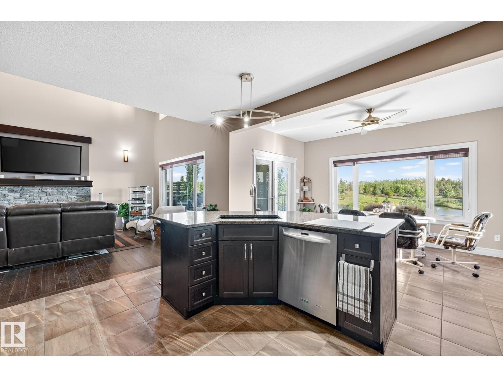 












20616 131 AV NW

,
Edmonton,




Alberta
T5S0J3

