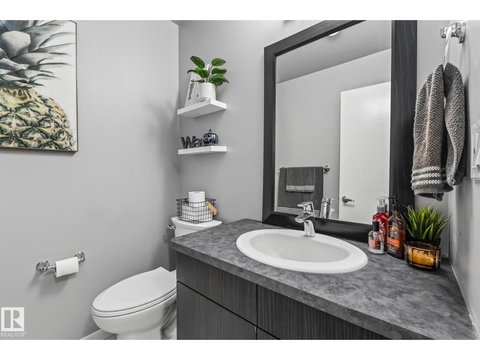 












15 Roberge CL

,
St. Albert,




Alberta
T8N7S7

