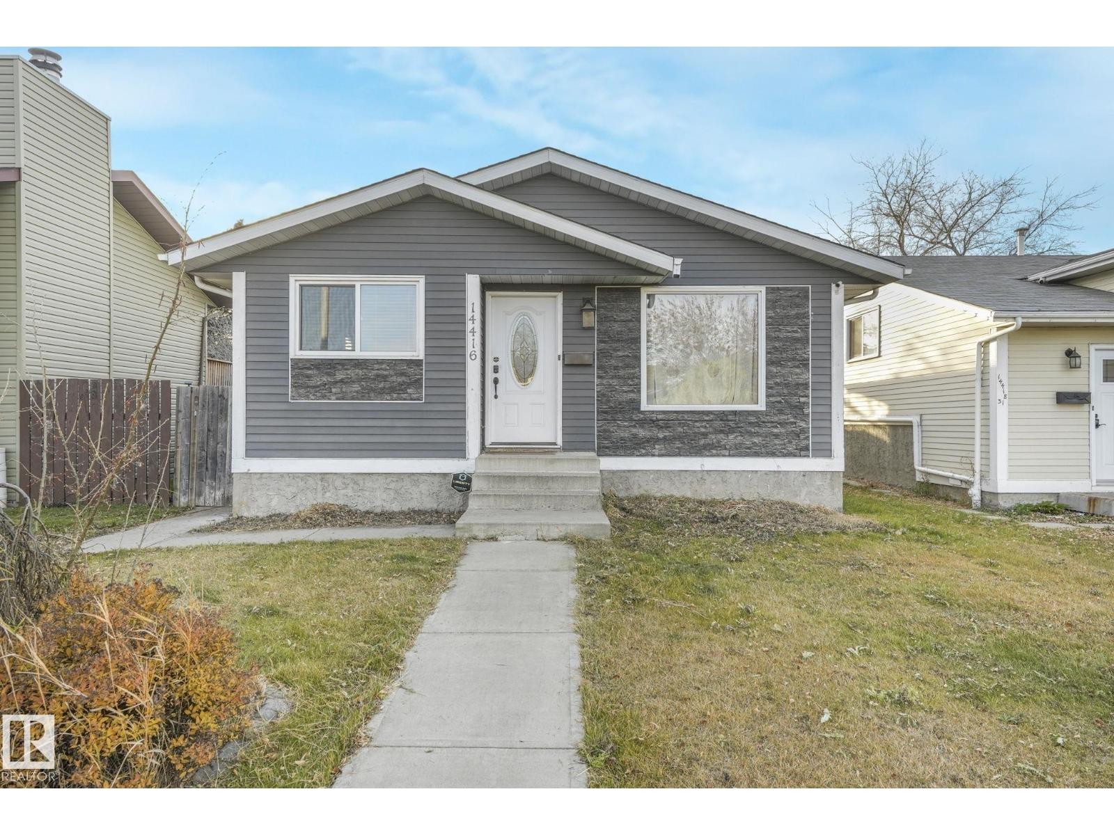 












14416 31 ST NW

,
Edmonton,




Alberta
T5Y1Y8

