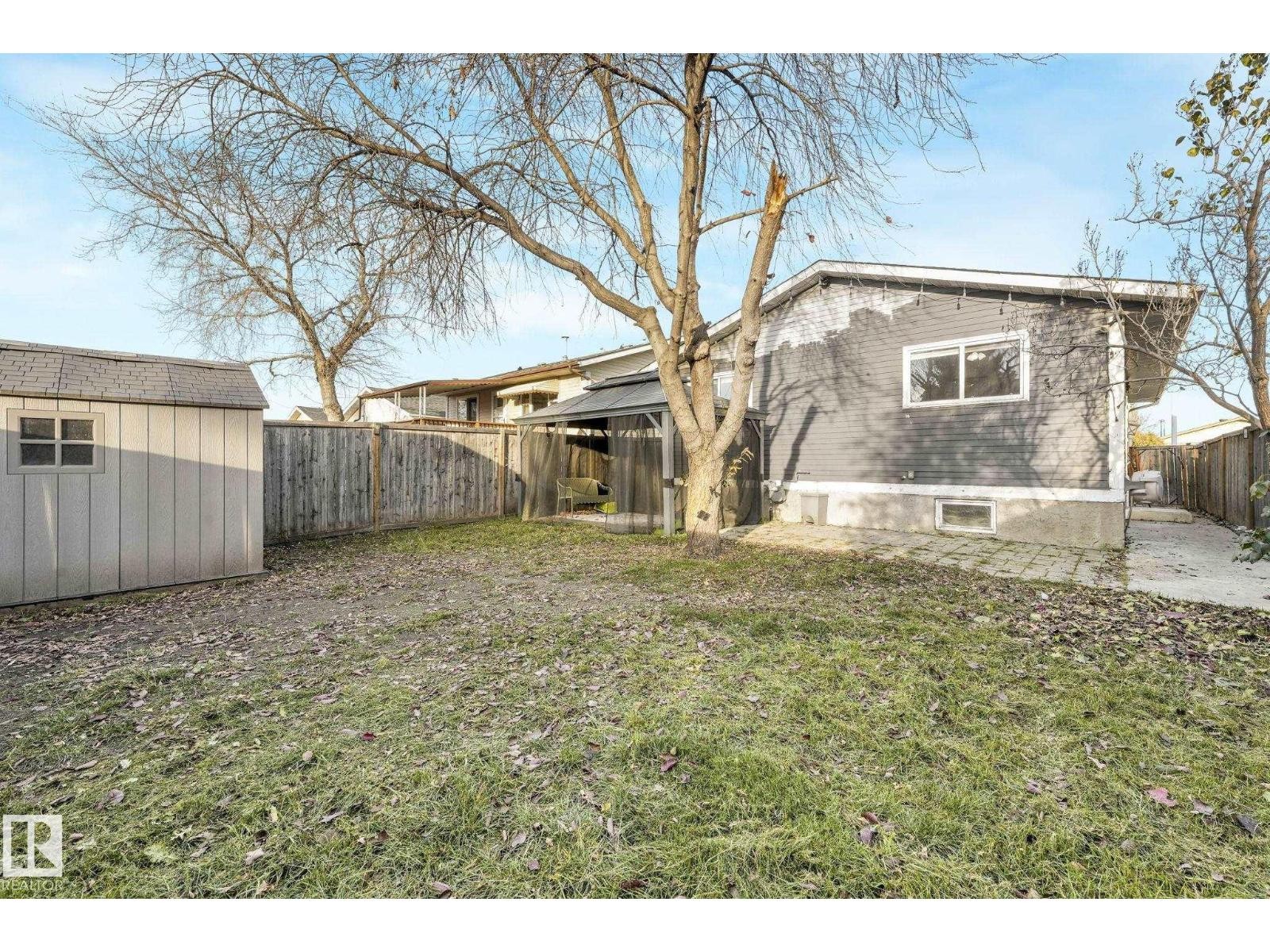 












14416 31 ST NW

,
Edmonton,




Alberta
T5Y1Y8

