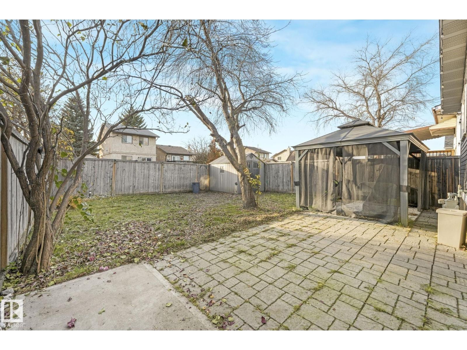 












14416 31 ST NW

,
Edmonton,




Alberta
T5Y1Y8

