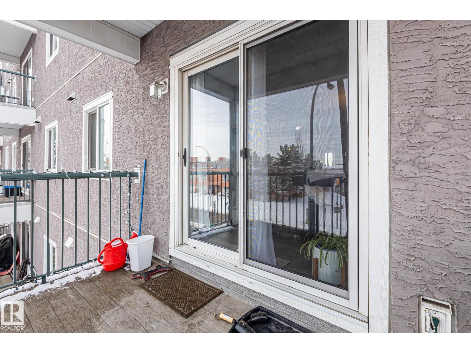 












#208 10118 95 ST NW

,
Edmonton,




Alberta
T5H4R6

