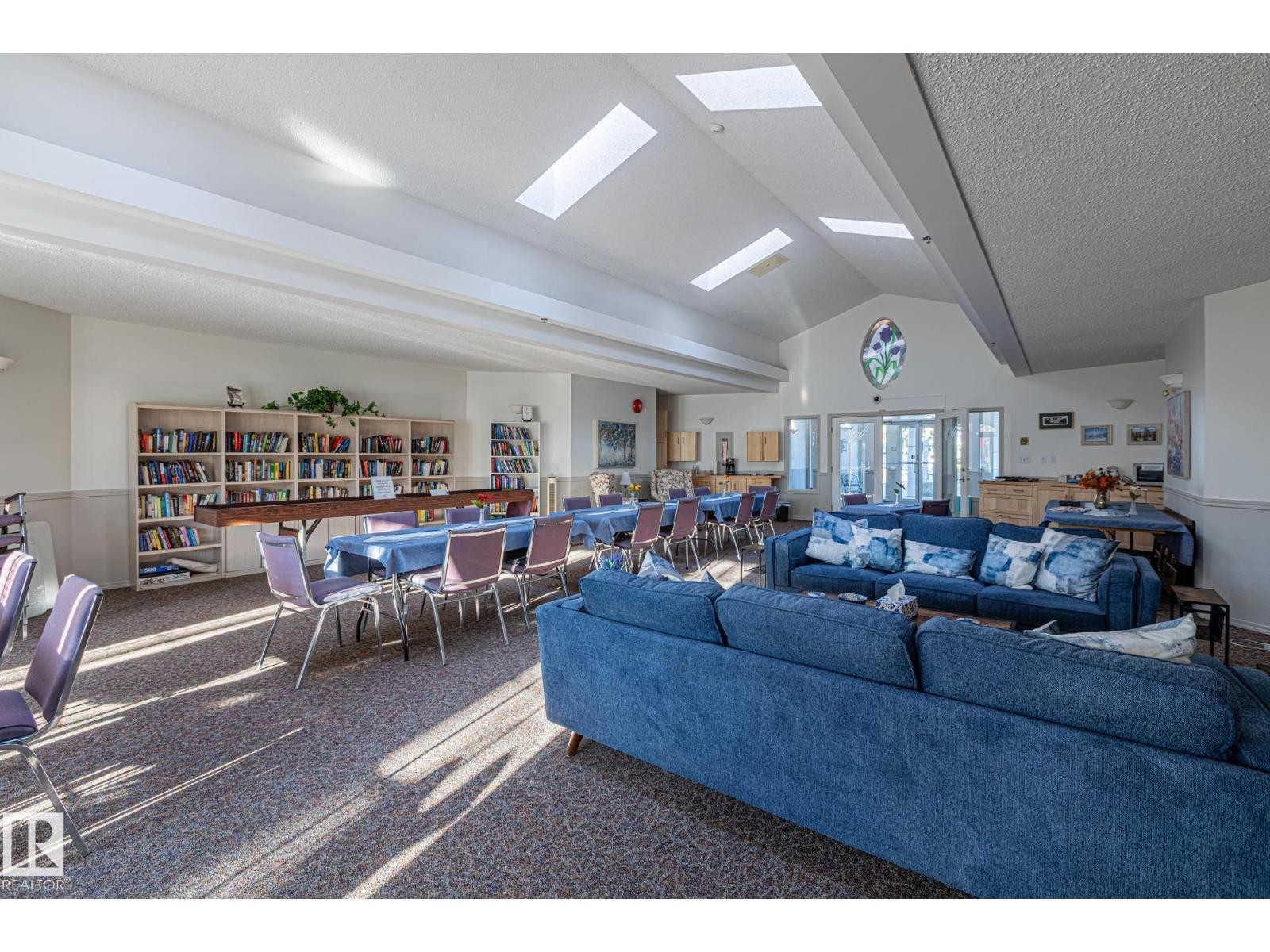 












#104 45 GERVAIS RD

,
St. Albert,




Alberta
T8N6H7

