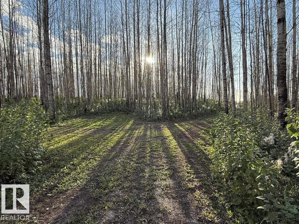 












#1 TWP 630 RR 26

,
Rural Westlock County,







Alberta
T0G0S0

