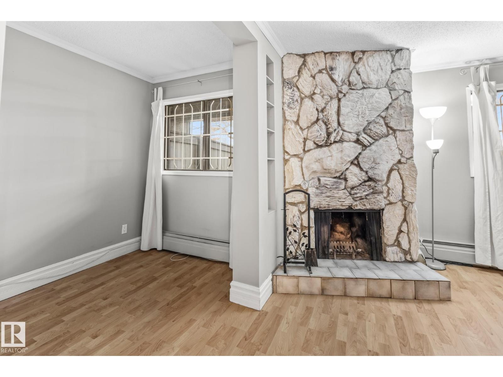 












#G7 10148 118 ST NW

,
Edmonton,




Alberta
T5K1Y4

