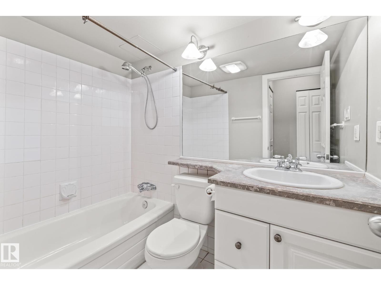 












#G7 10148 118 ST NW

,
Edmonton,




Alberta
T5K1Y4

