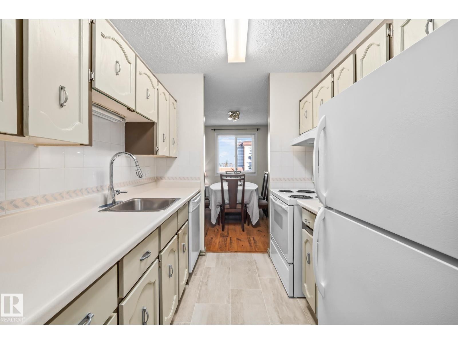 












#209 14811 51 AV NW

,
Edmonton,




Alberta
T6H5G4

