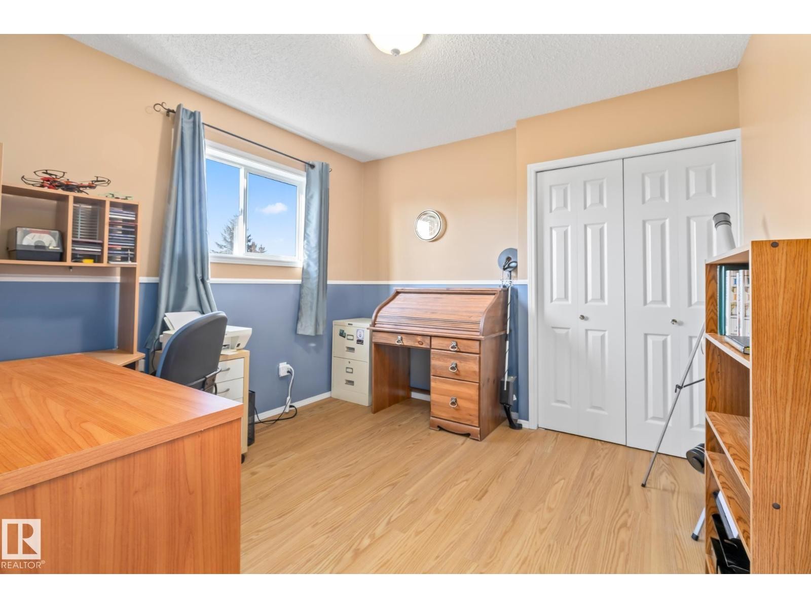 












4701 49 ST

,
Legal,




Alberta
T0G1L0

