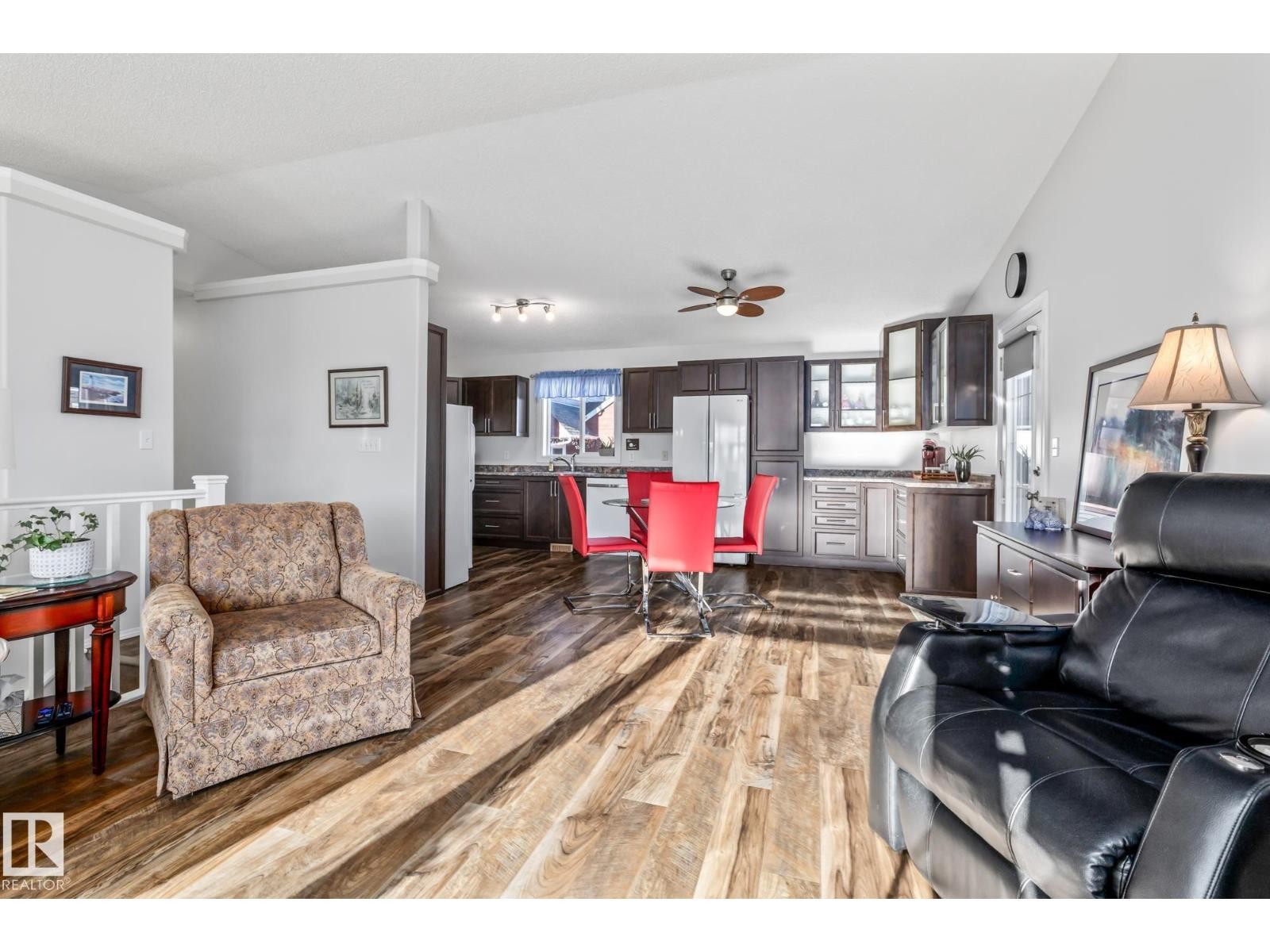 












4701 49 ST

,
Legal,




Alberta
T0G1L0

