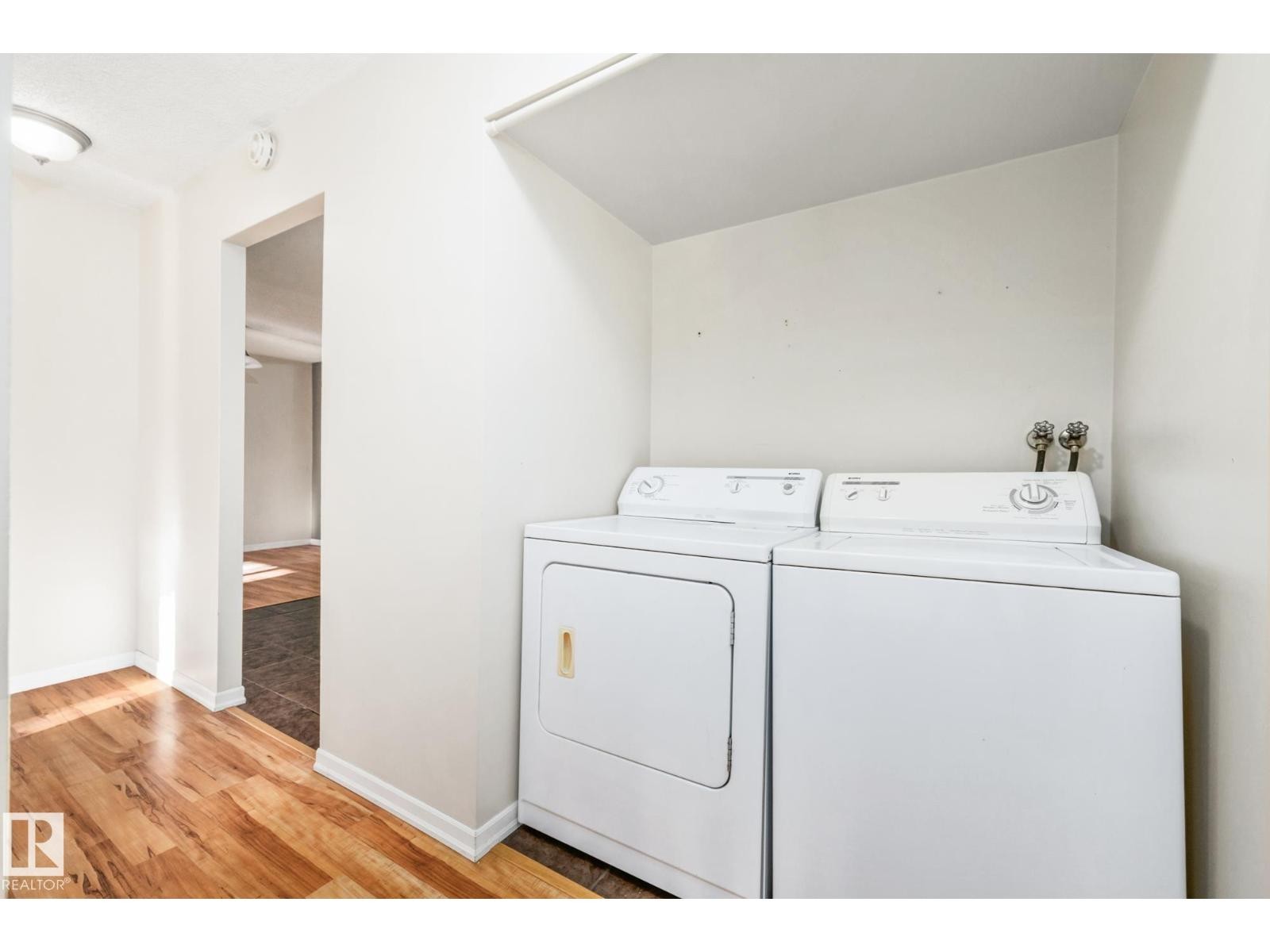 












#136 70 WOODLANDS RD

,
St. Albert,




Alberta
T8N5H4

