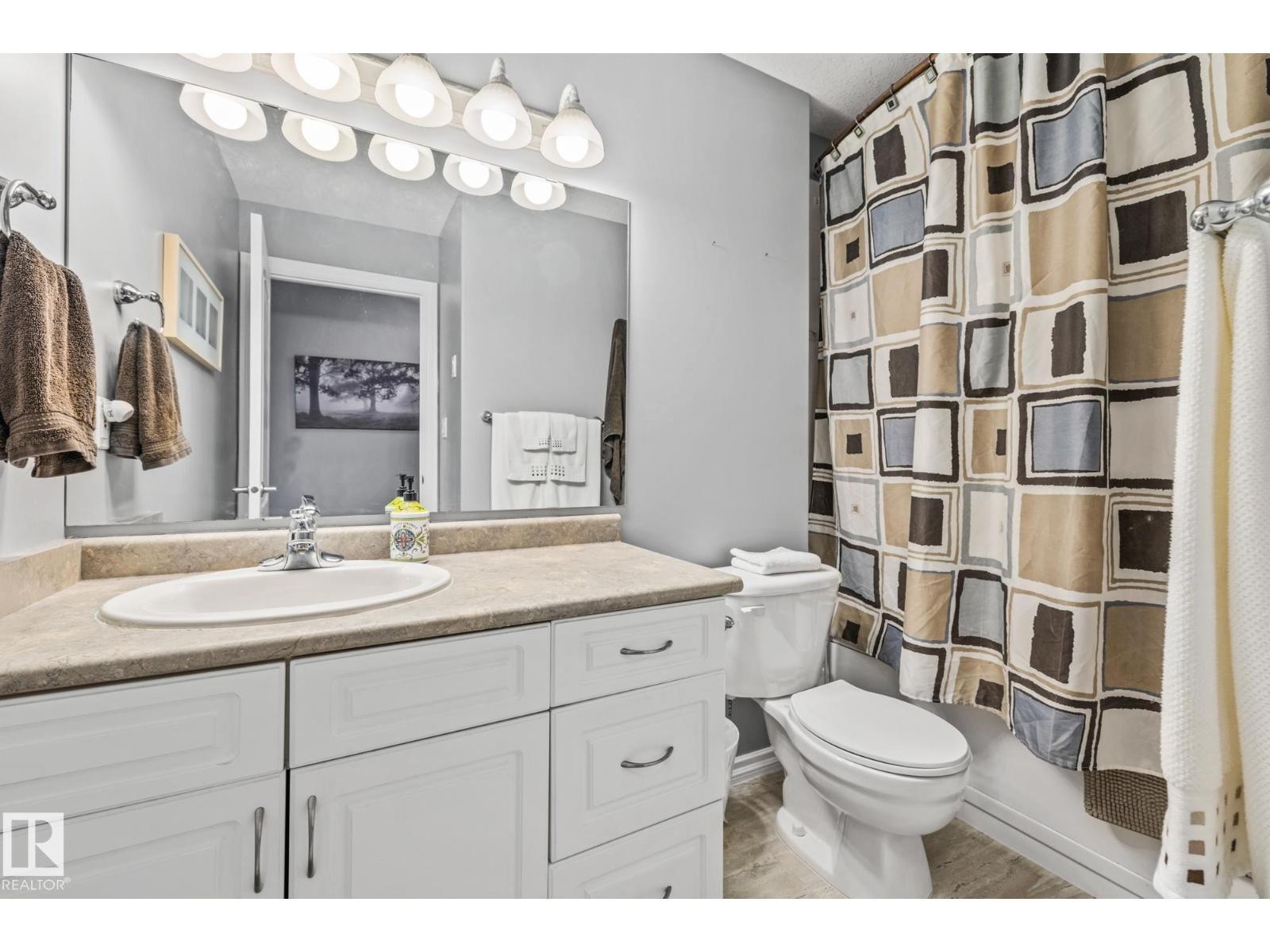 












#107 6708 90 AV NW

,
Edmonton,




Alberta
T6B0P2

