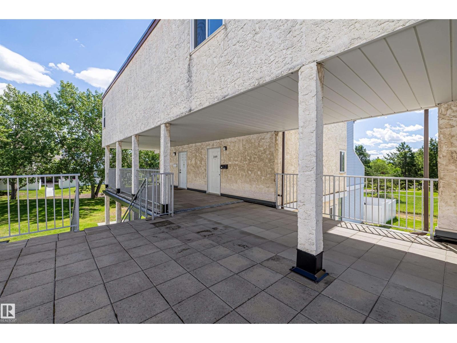 












189 LANCASTER TC NW

,
Edmonton,




Alberta
T5X5T2

