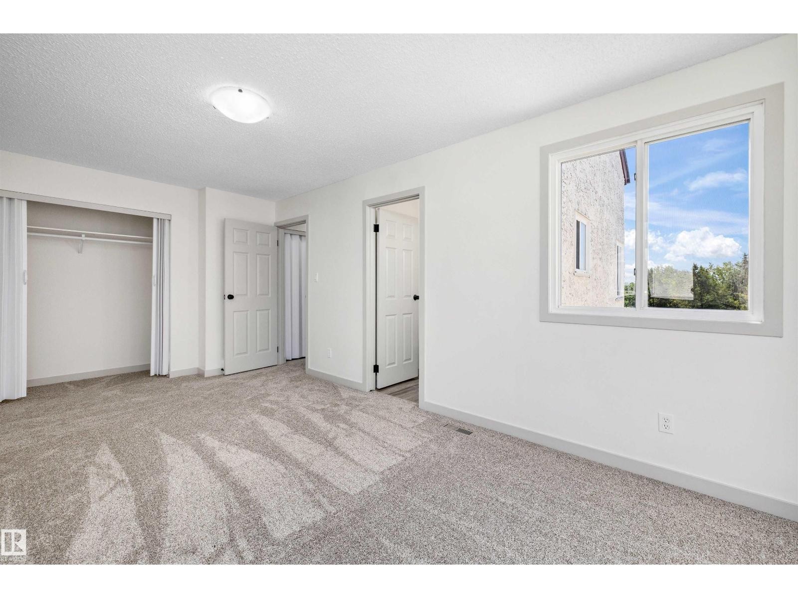 












189 LANCASTER TC NW

,
Edmonton,




Alberta
T5X5T2

