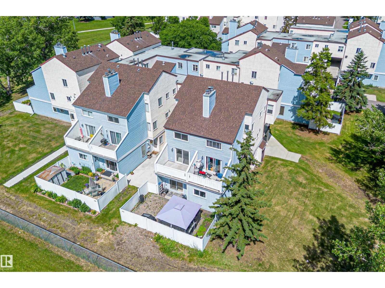 












189 LANCASTER TC NW

,
Edmonton,




Alberta
T5X5T2

