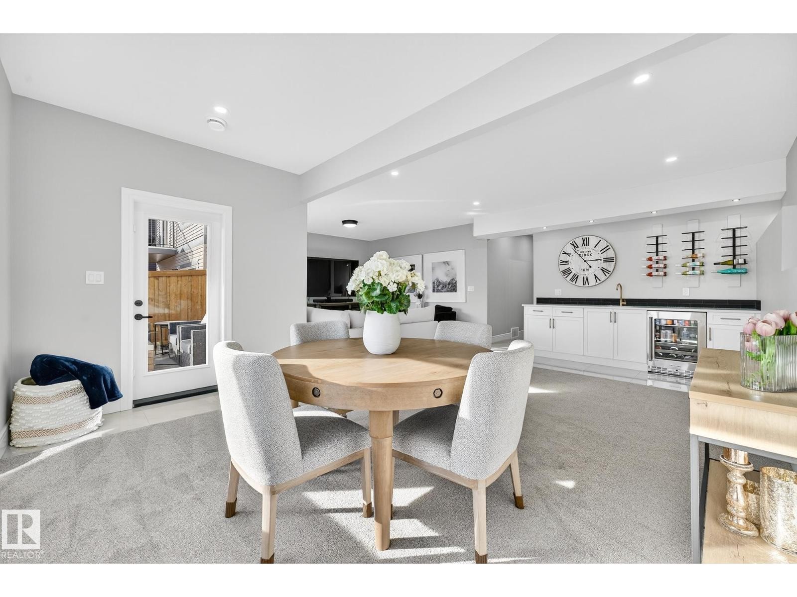 












37 EDGEFIELD WY

,
St. Albert,




Alberta
T8N8A1

