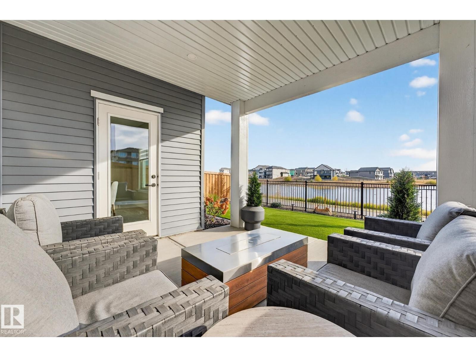 












37 EDGEFIELD WY

,
St. Albert,




Alberta
T8N8A1

