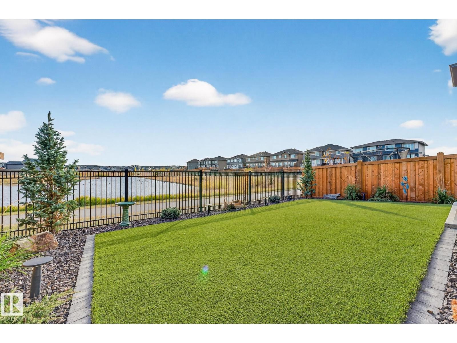 












37 EDGEFIELD WY

,
St. Albert,




Alberta
T8N8A1

