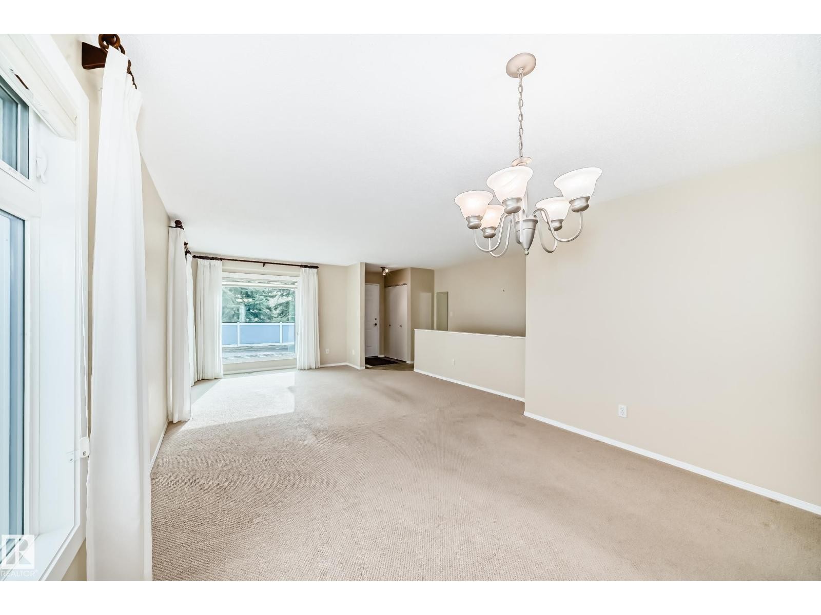 












9126 Garden RD

,
St. Albert,




Alberta
T8N5N3

