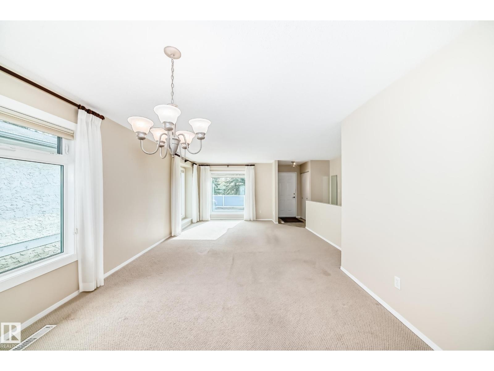 












9126 Garden RD

,
St. Albert,




Alberta
T8N5N3

