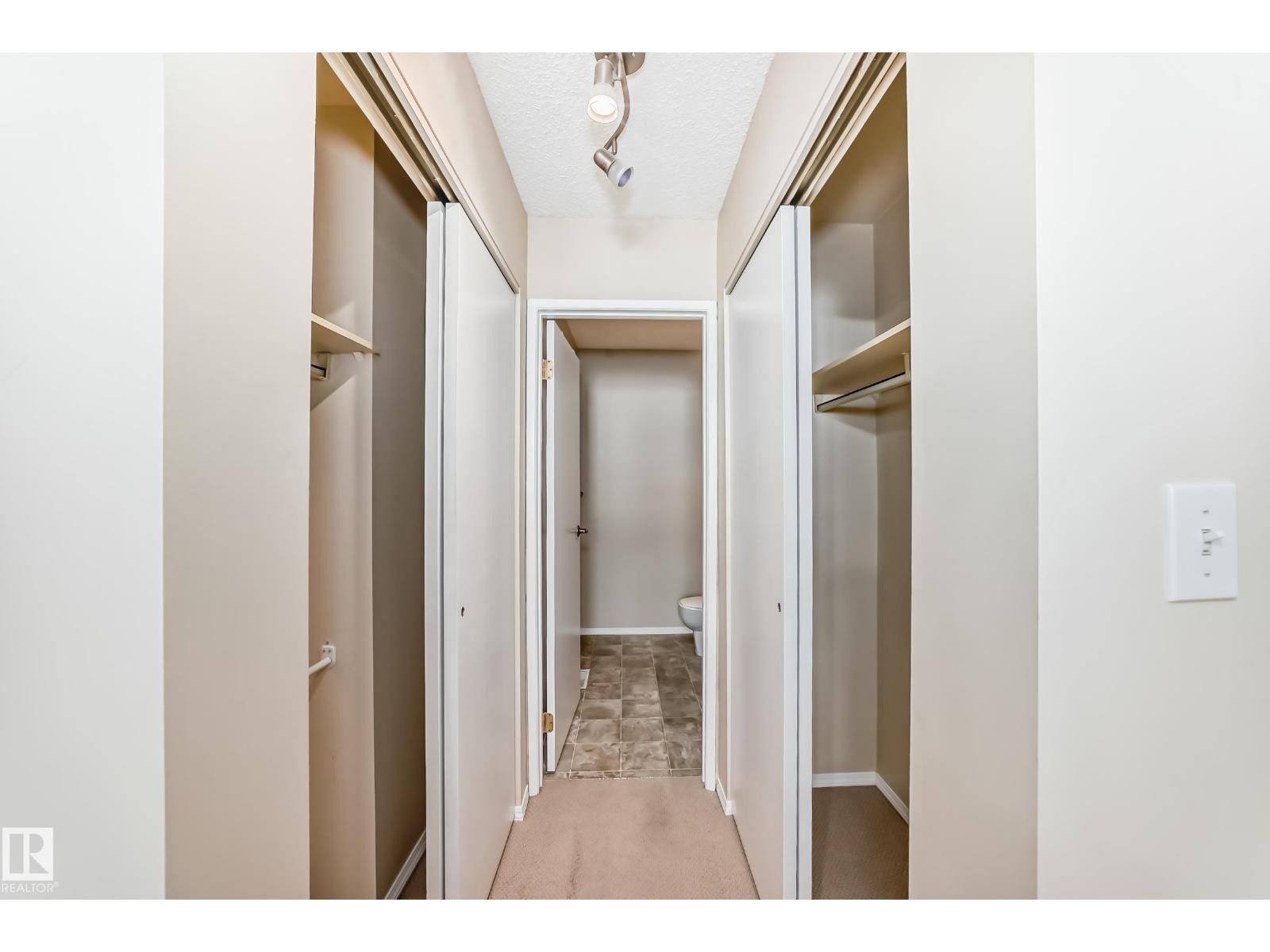 












9126 Garden RD

,
St. Albert,




Alberta
T8N5N3

