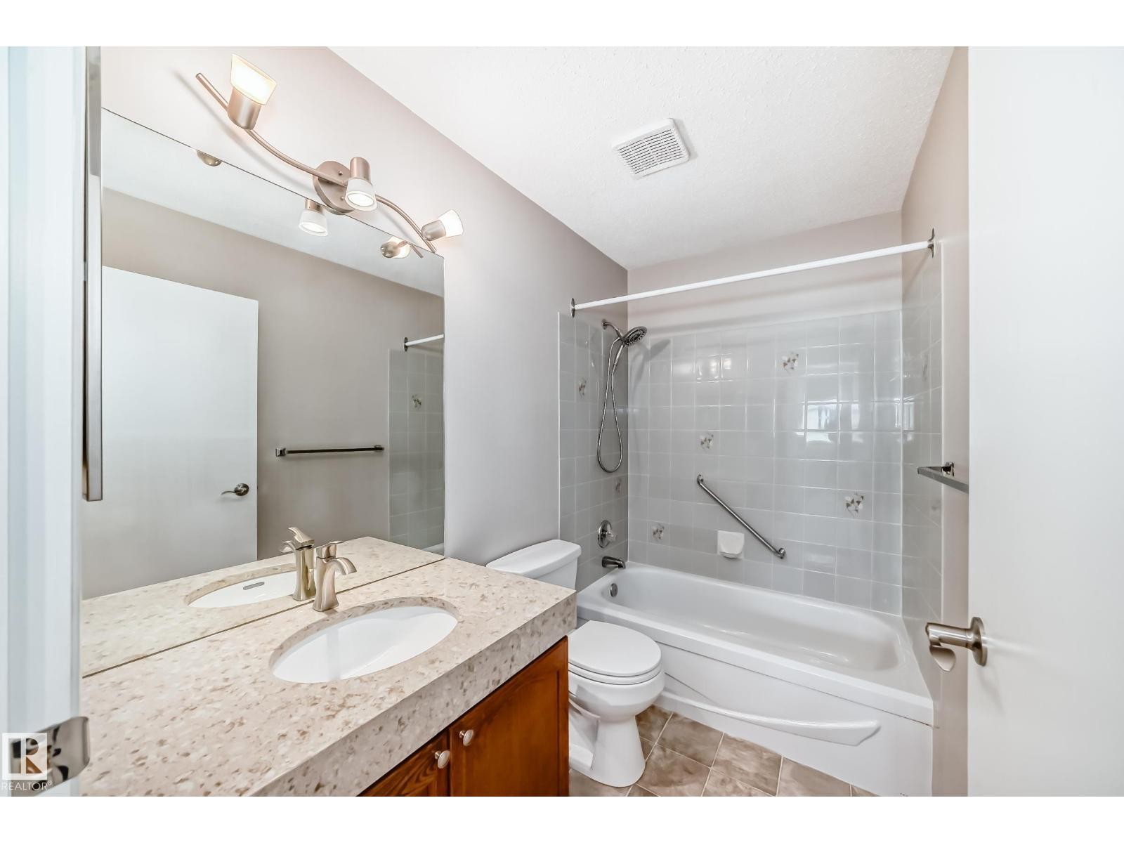












9126 Garden RD

,
St. Albert,




Alberta
T8N5N3

