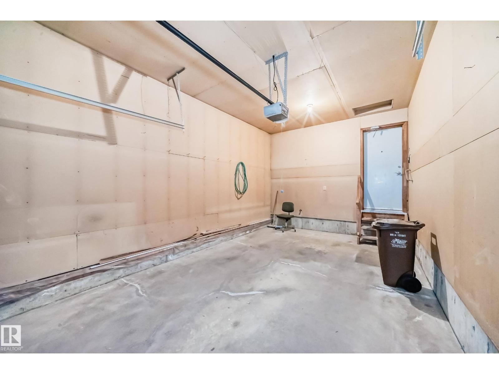 












9126 Garden RD

,
St. Albert,




Alberta
T8N5N3

