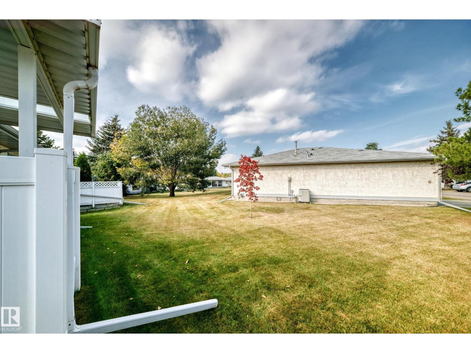 












9126 Garden RD

,
St. Albert,




Alberta
T8N5N3

