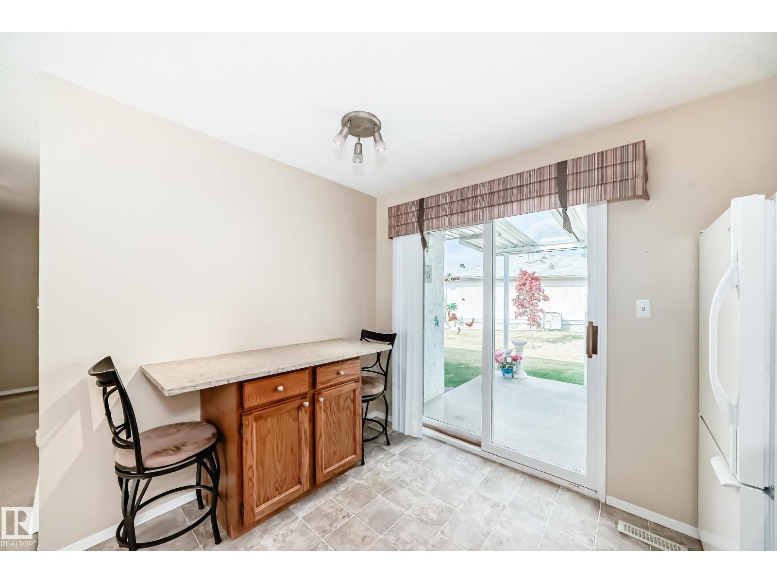 












9126 Garden RD

,
St. Albert,




Alberta
T8N5N3

