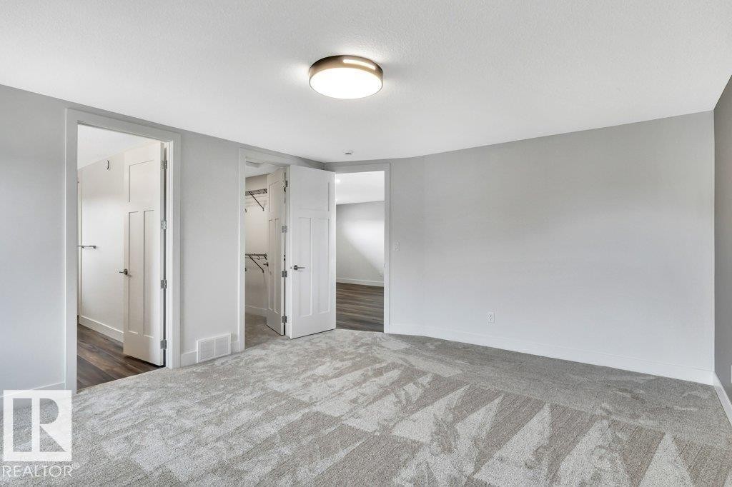 












13 HILLWOOD TC

,
Spruce Grove,




Alberta
T7X0X4

