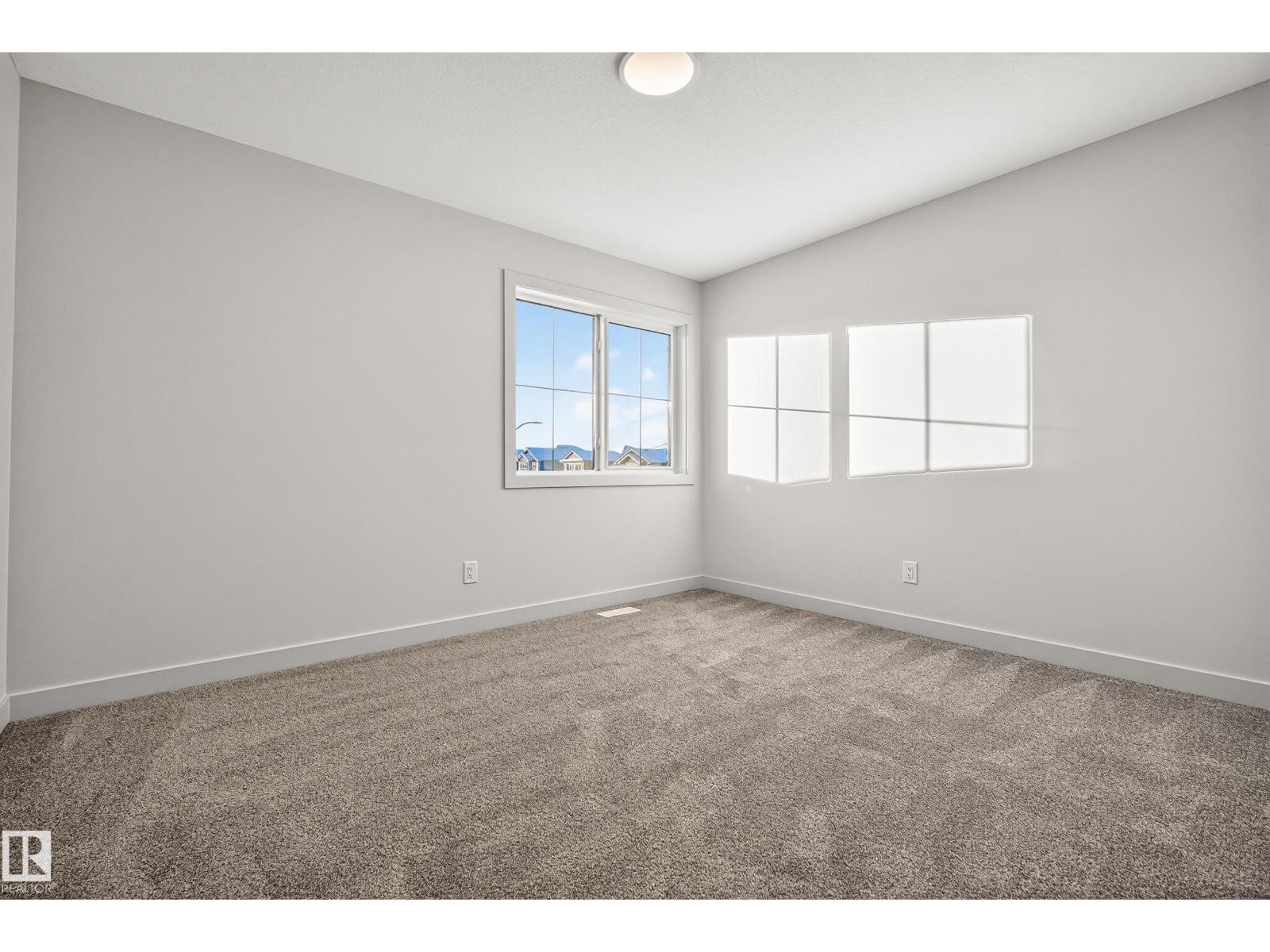 












10 PRESCOTT BV

,
Spruce Grove,




Alberta
T7X0R5

