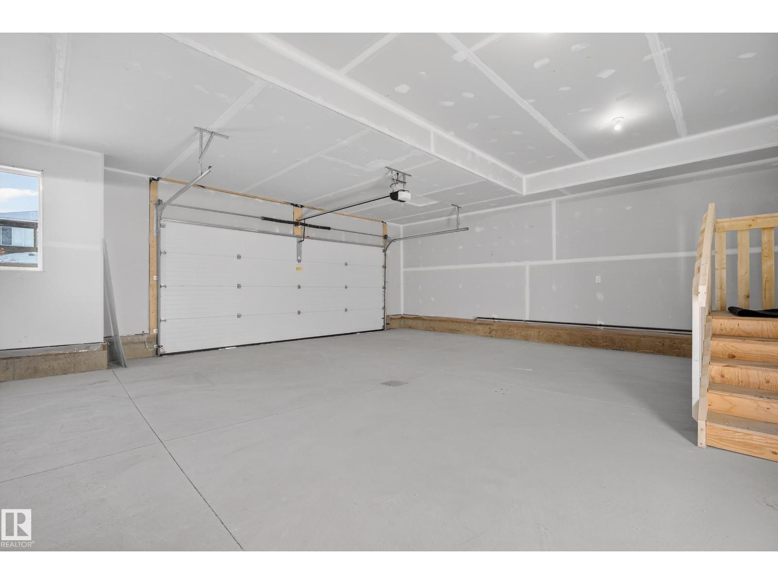 












10 PRESCOTT BV

,
Spruce Grove,




Alberta
T7X0R5

