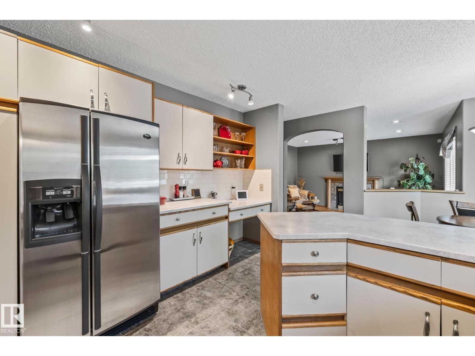












3 HARNOIS PL

,
St. Albert,




Alberta
T8N5R2

