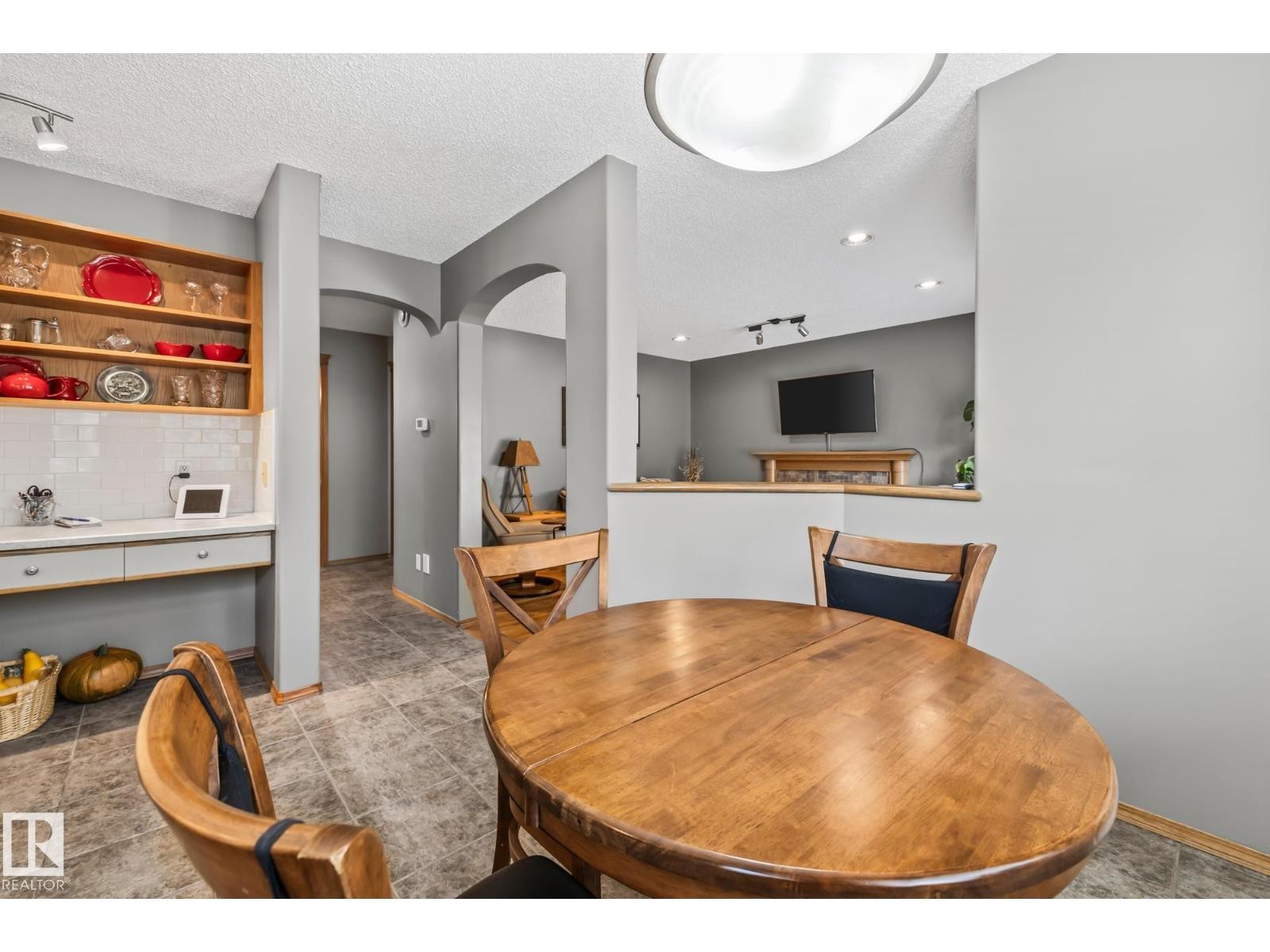 












3 HARNOIS PL

,
St. Albert,




Alberta
T8N5R2


