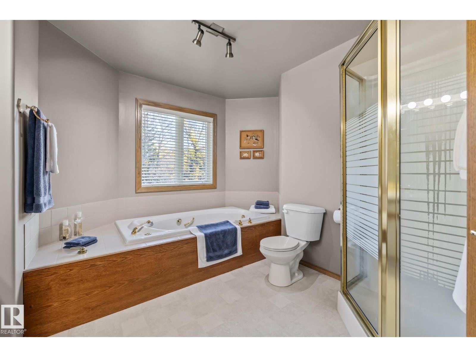 












3 HARNOIS PL

,
St. Albert,




Alberta
T8N5R2


