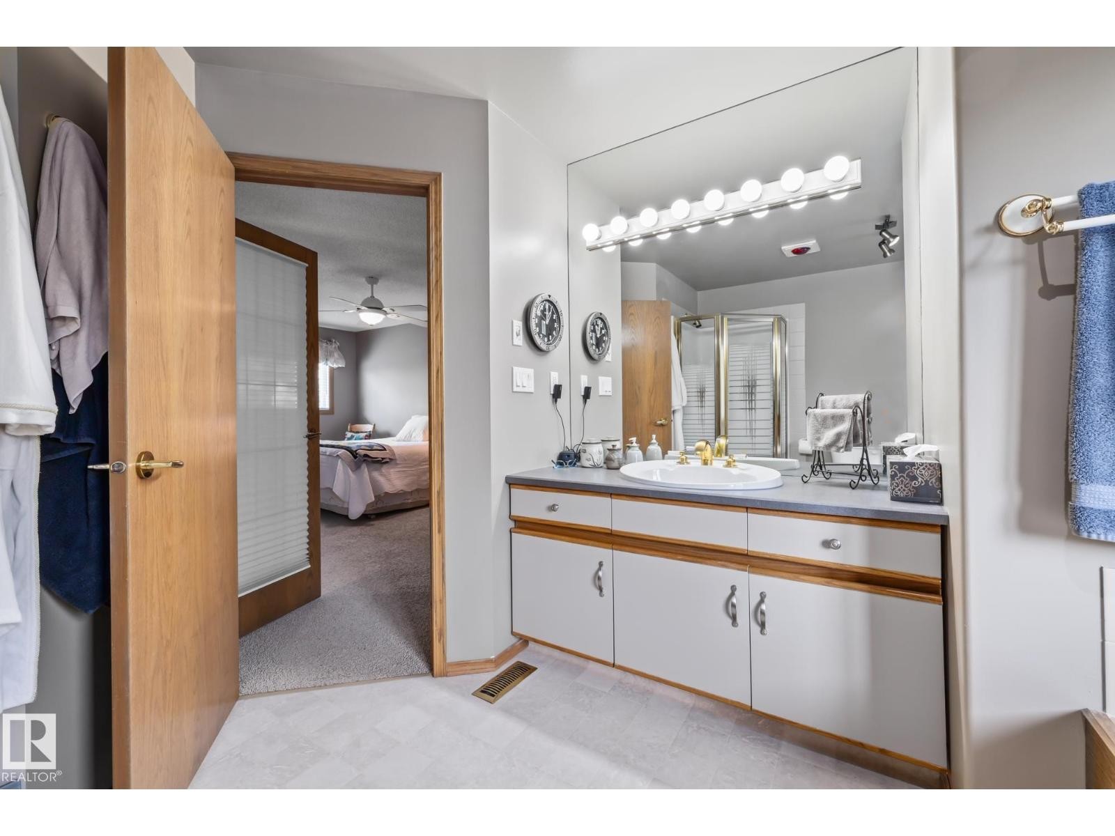 












3 HARNOIS PL

,
St. Albert,




Alberta
T8N5R2

