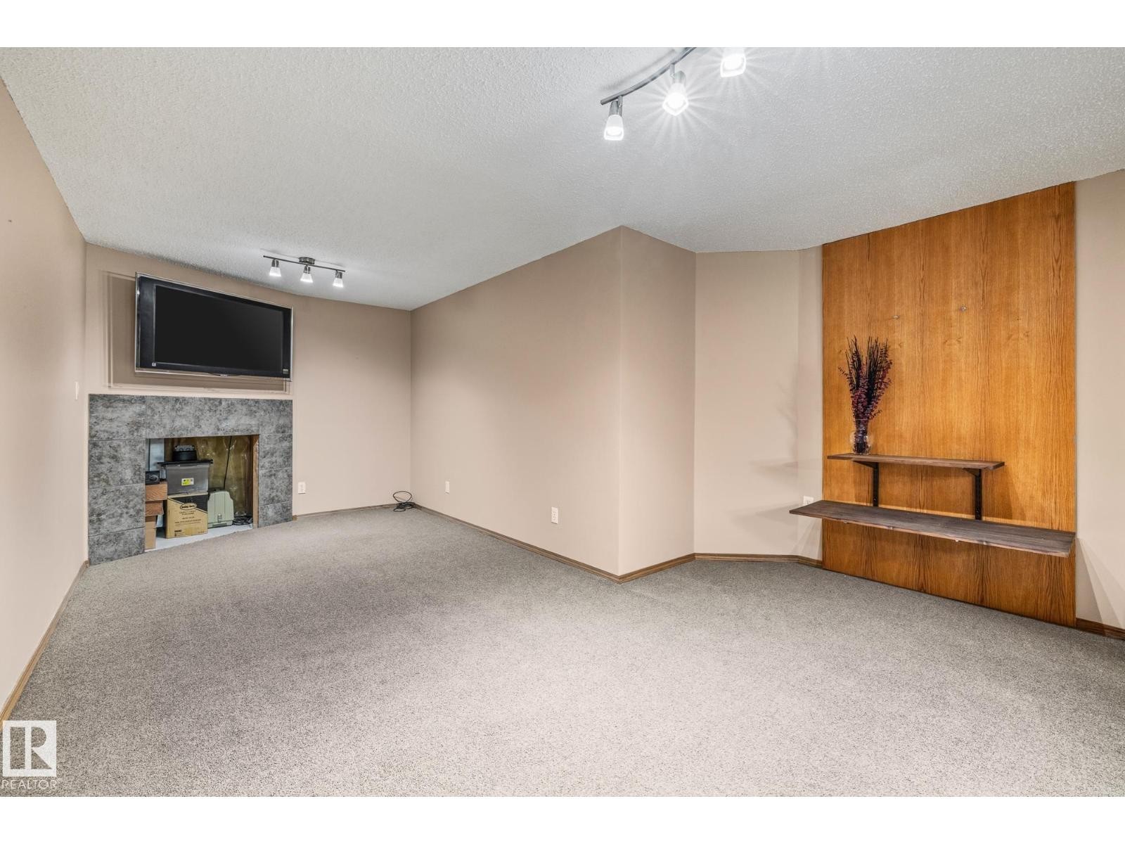 












3 HARNOIS PL

,
St. Albert,




Alberta
T8N5R2

