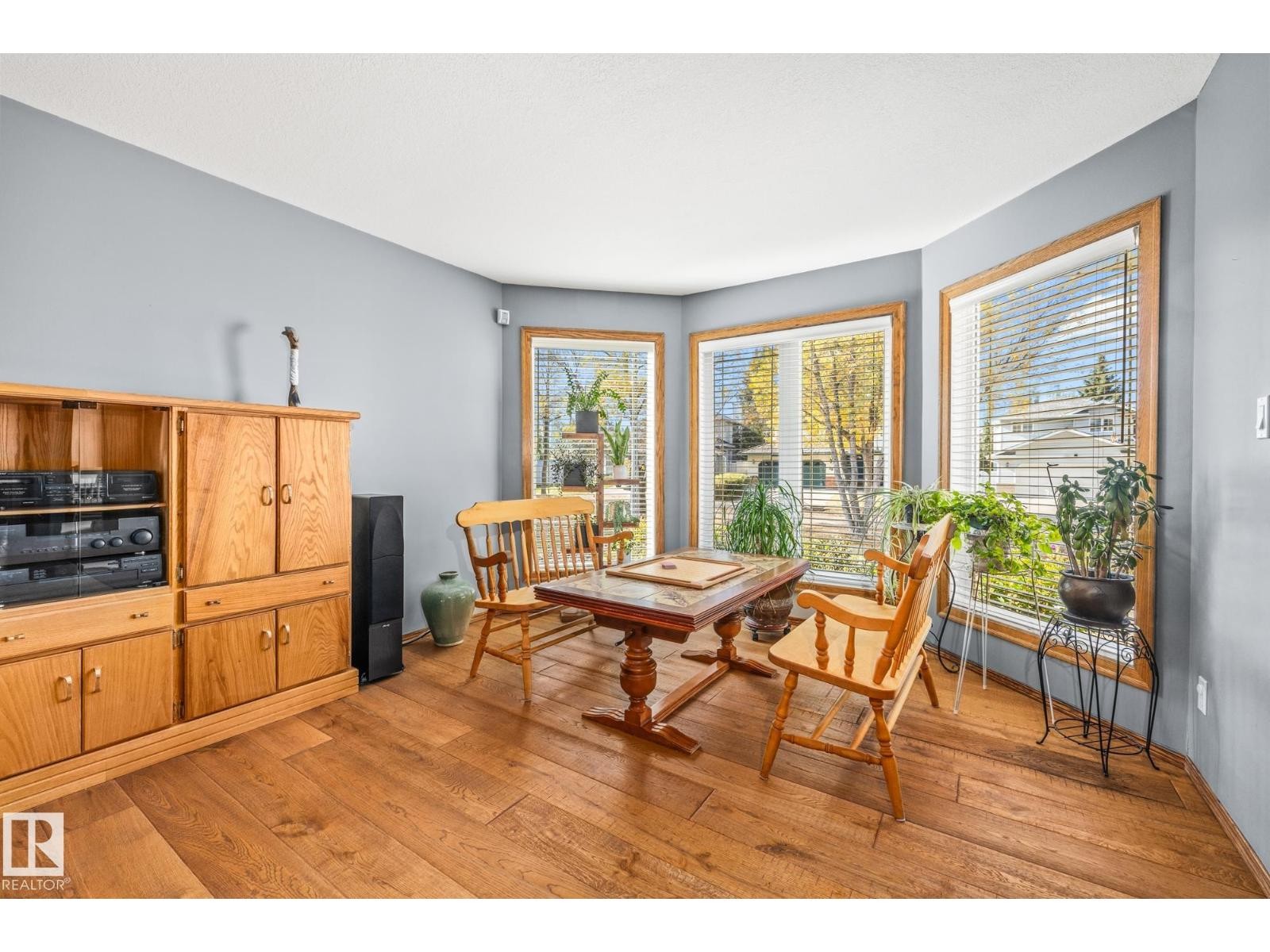 












3 HARNOIS PL

,
St. Albert,




Alberta
T8N5R2

