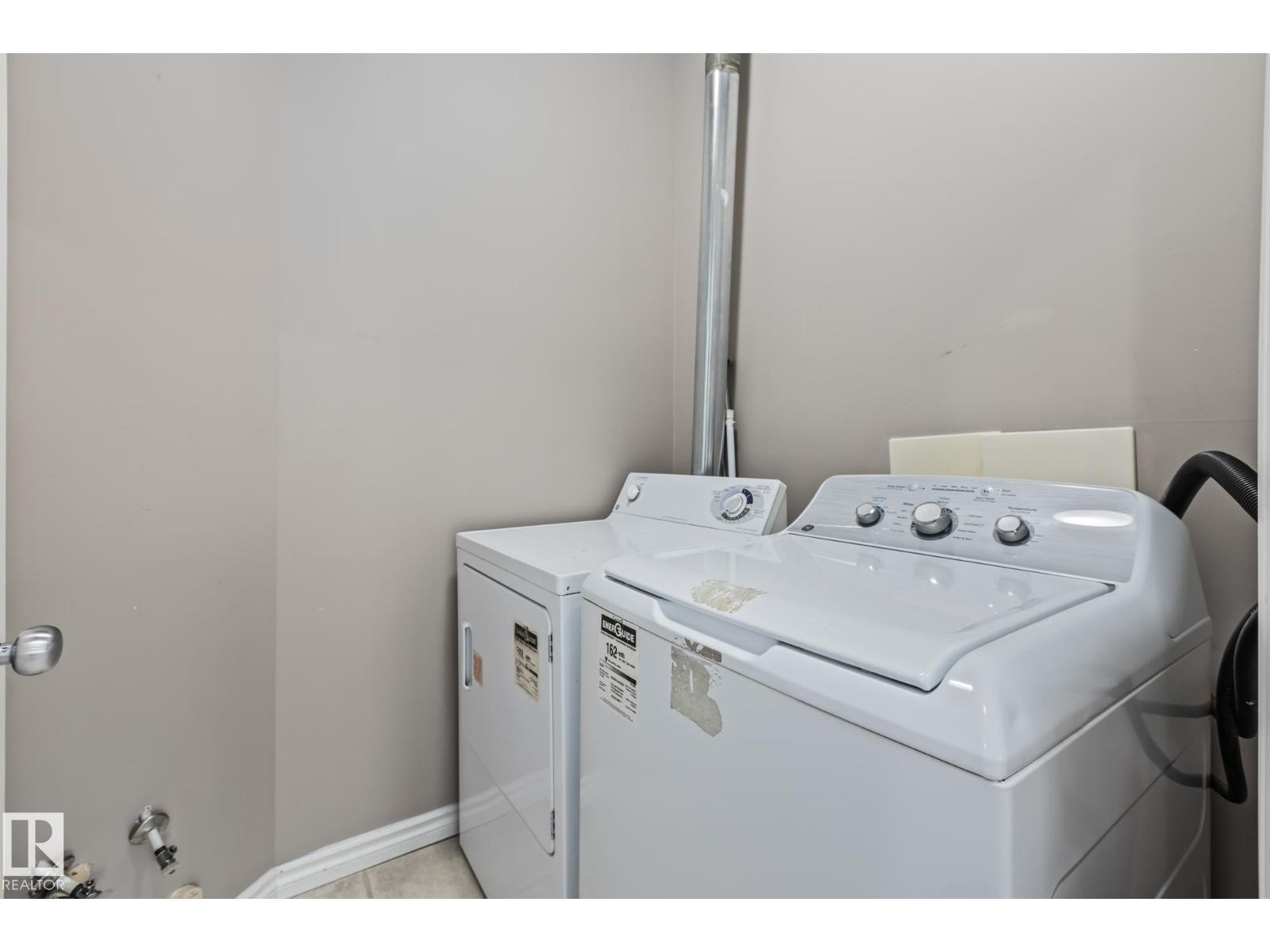 












#303 10118 95 ST NW

,
Edmonton,




Alberta
T5H4R6

