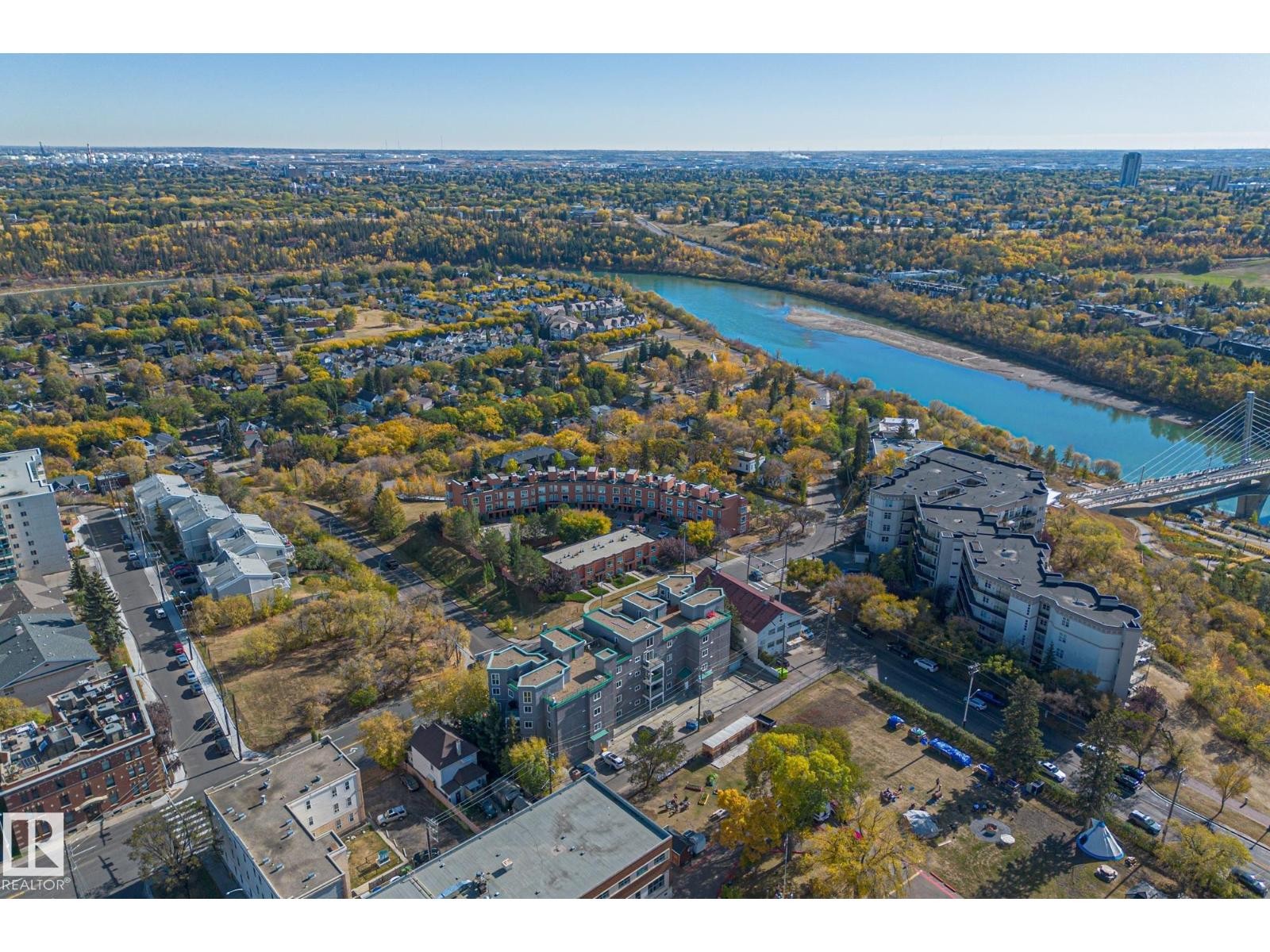 












#303 10118 95 ST NW

,
Edmonton,




Alberta
T5H4R6

