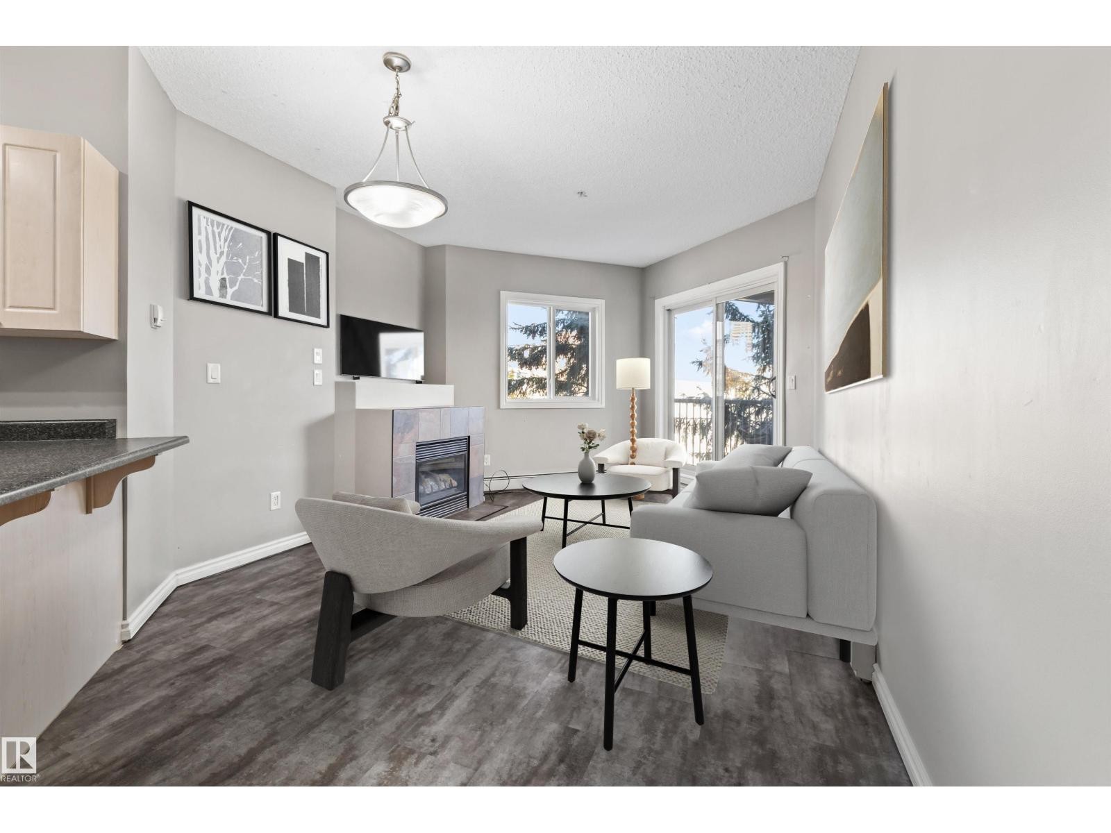 












#303 10118 95 ST NW

,
Edmonton,




Alberta
T5H4R6

