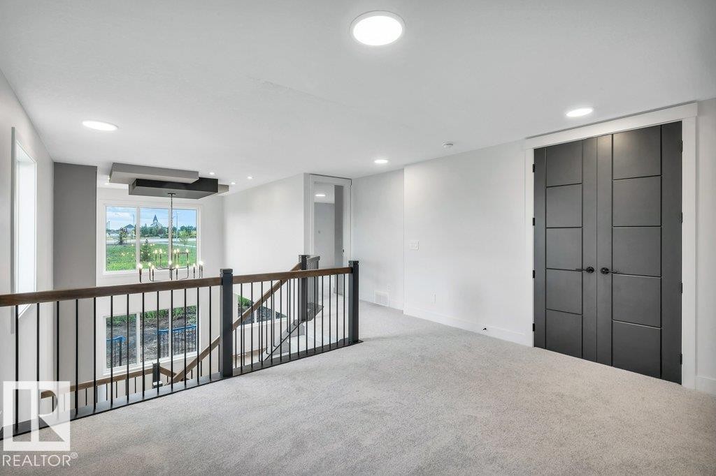 












19 Norwyck WY

,
Spruce Grove,




Alberta
T7X3G5

